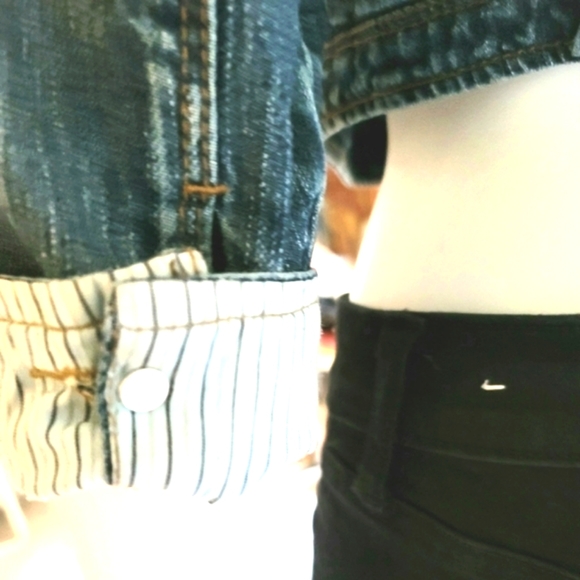 American Rag Cie Women's Semi-Cropped Studded 3/4 Sleeve Jean Jacket Size M - Picture 8 of 13